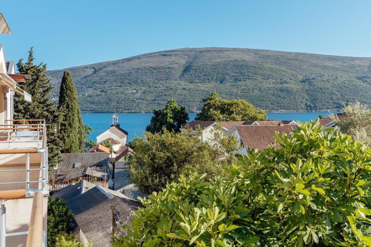 Apartments Rivijera Herceg Novi Exteriör bild
