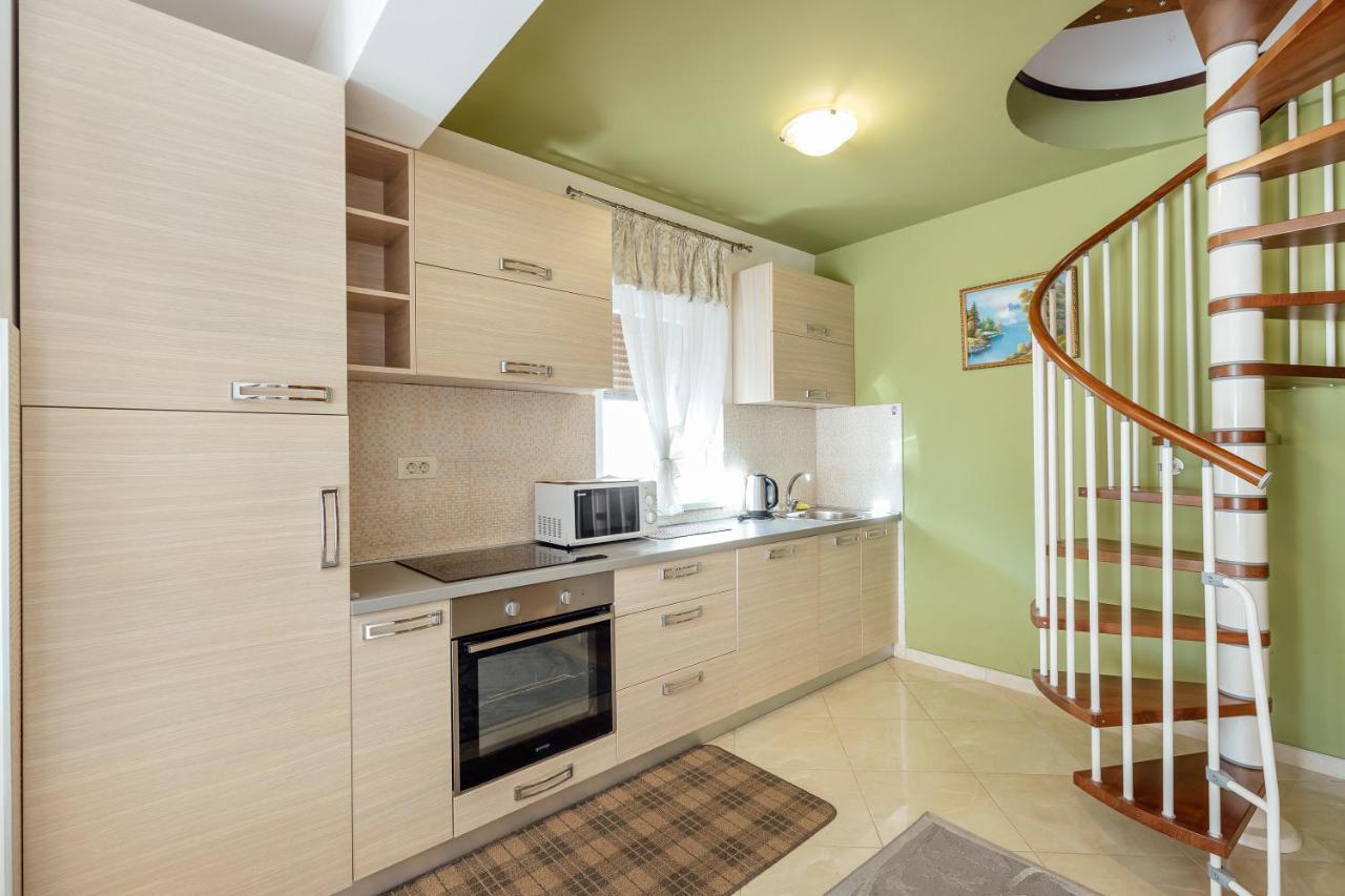 Apartments Rivijera Herceg Novi Exteriör bild