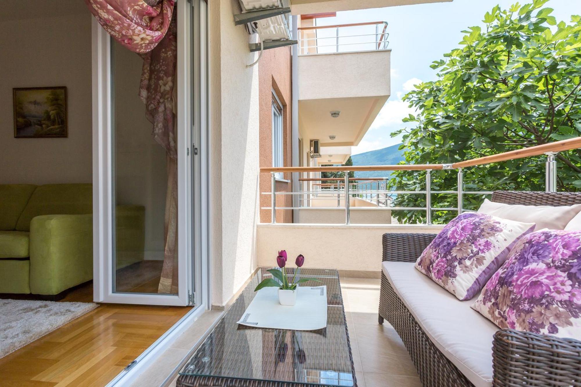 Apartments Rivijera Herceg Novi Exteriör bild