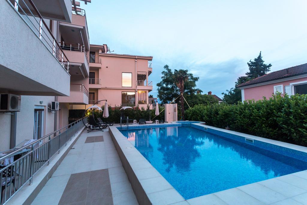 Apartments Rivijera Herceg Novi Exteriör bild