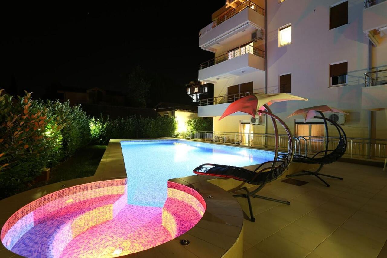 Apartments Rivijera Herceg Novi Exteriör bild